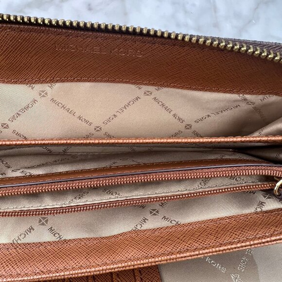 Michael Kors Continental Wallet JetSet Zippered Large Brown Wristlet Leather - Picture 11 of 16